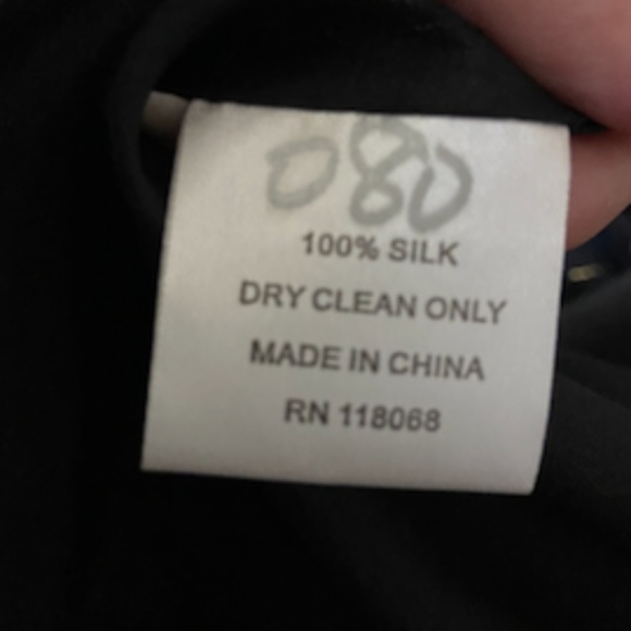 Long Black Flowy Dress With Gold Sparkle - Picture 4 of 8